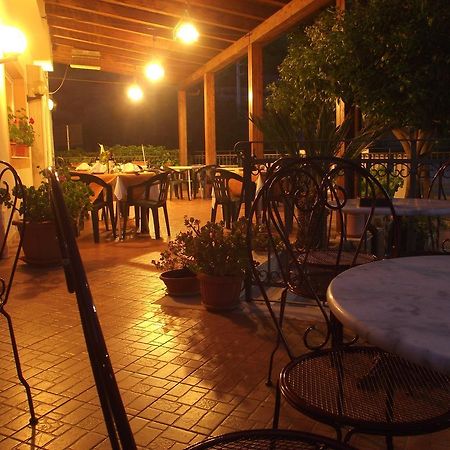 Hotel Ristorante Mosaici Пиаца Армерина Екстериор снимка